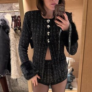 Elegant Black Tweed Jacket with Faux Fur Trim from Retrofete- never worn.